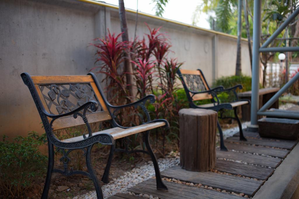 Baan Sanpoom Otel Phitsanulok Dış mekan fotoğraf