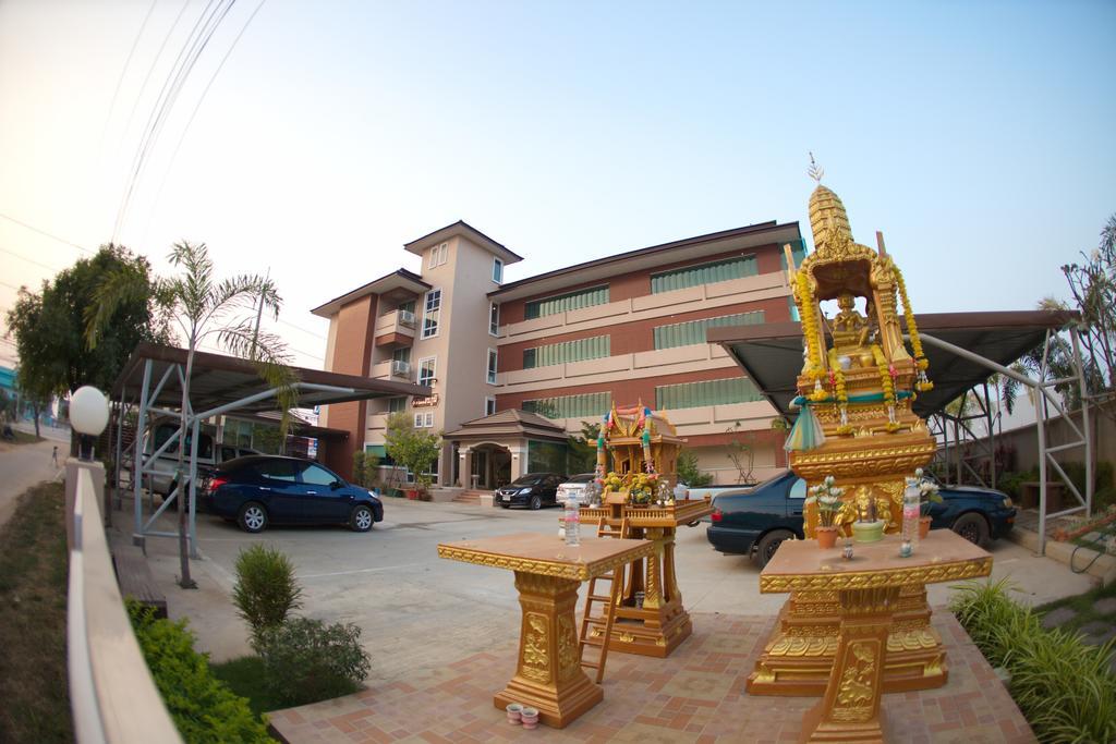 Baan Sanpoom Otel Phitsanulok Dış mekan fotoğraf